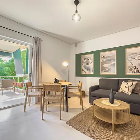 Zen Vouliagmeni Beach Apartment-2
